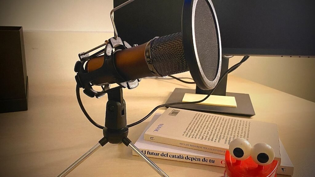 Podcast microphone on a desk for recording audio